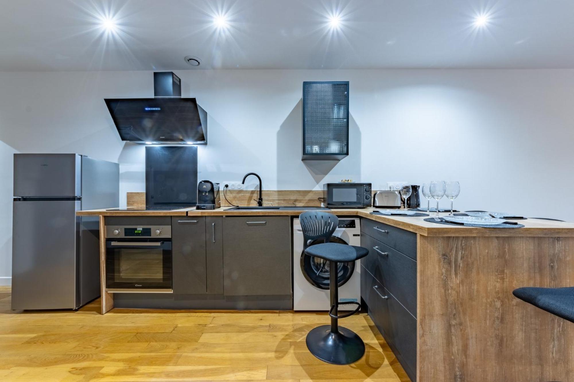 Le Beau Briand Proche Gare Parking Facile Apartment Монтобан Екстериор снимка