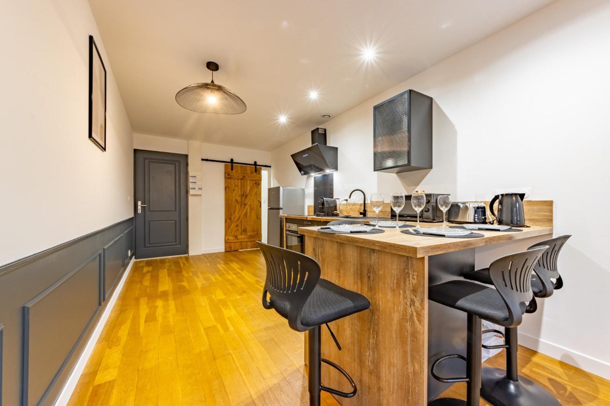 Le Beau Briand Proche Gare Parking Facile Apartment Монтобан Екстериор снимка