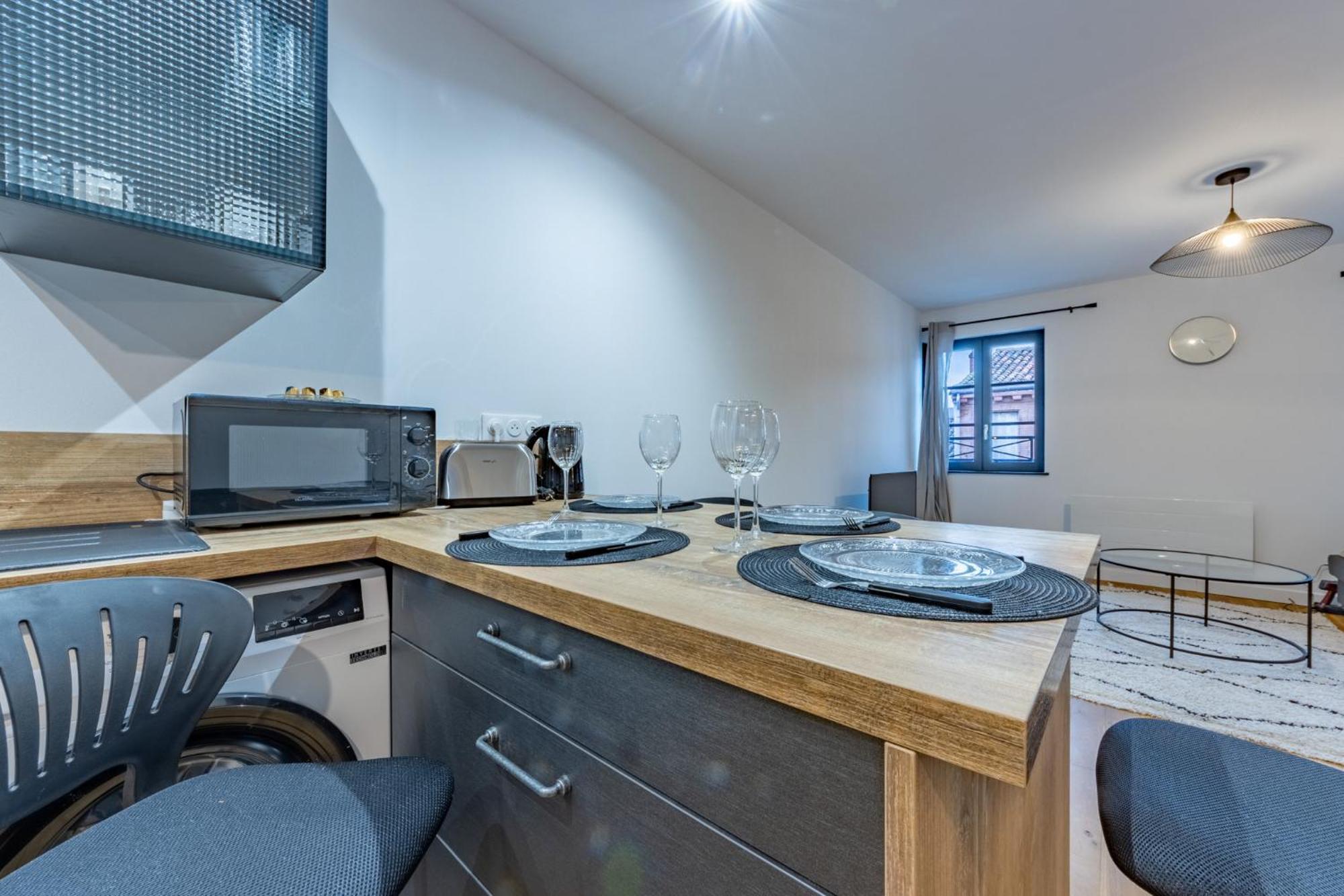 Le Beau Briand Proche Gare Parking Facile Apartment Монтобан Екстериор снимка