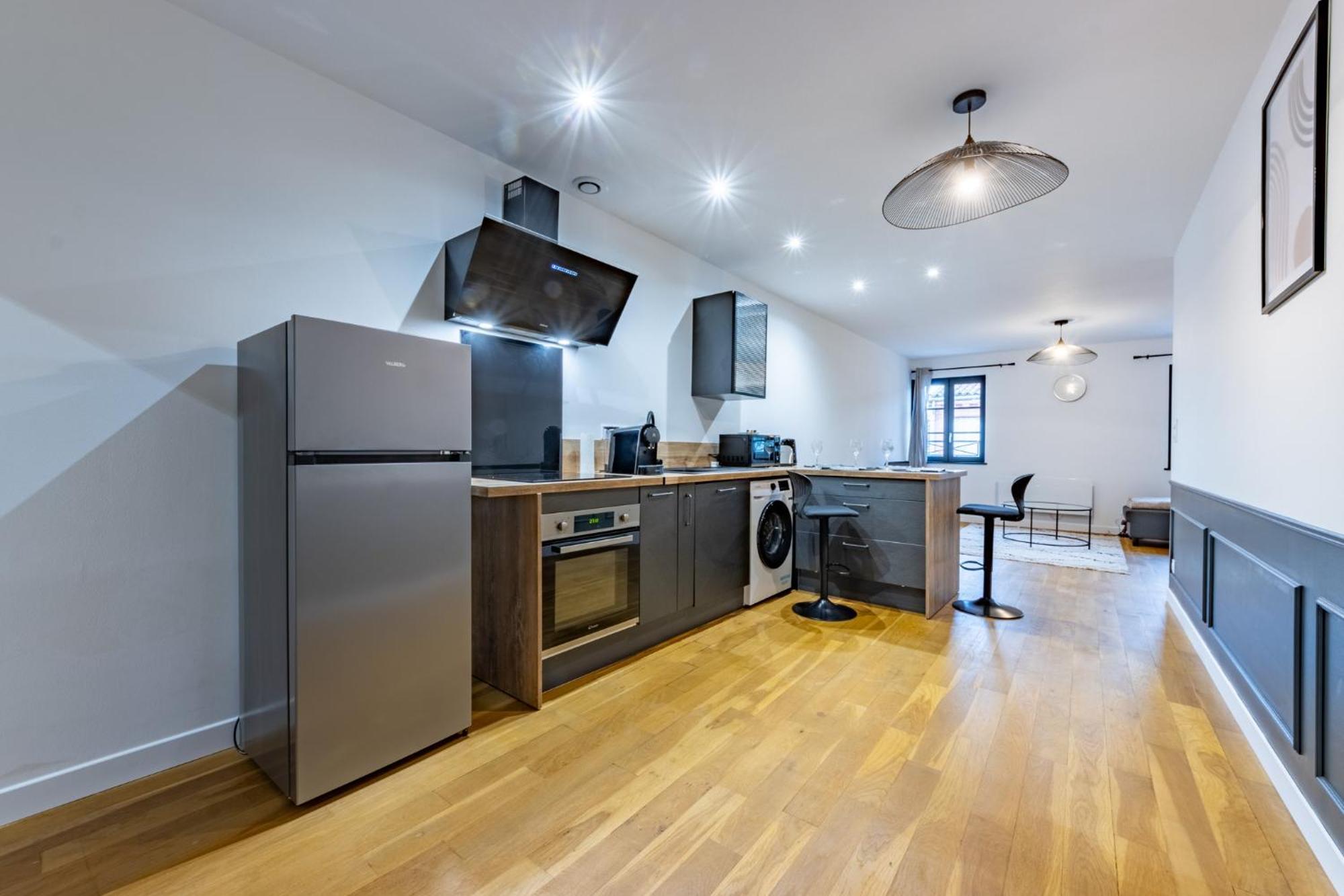 Le Beau Briand Proche Gare Parking Facile Apartment Монтобан Екстериор снимка